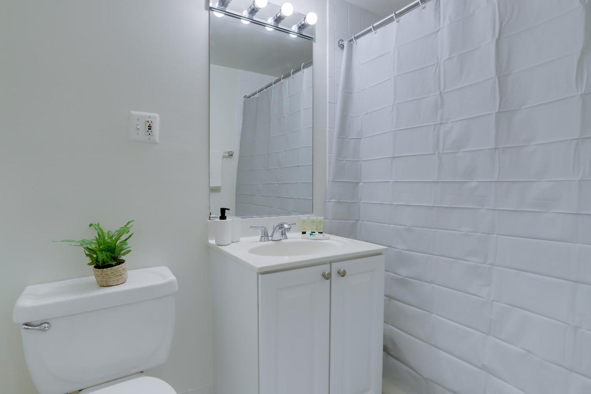Sensational Condominium @Crystal City アーリントン エクステリア 写真